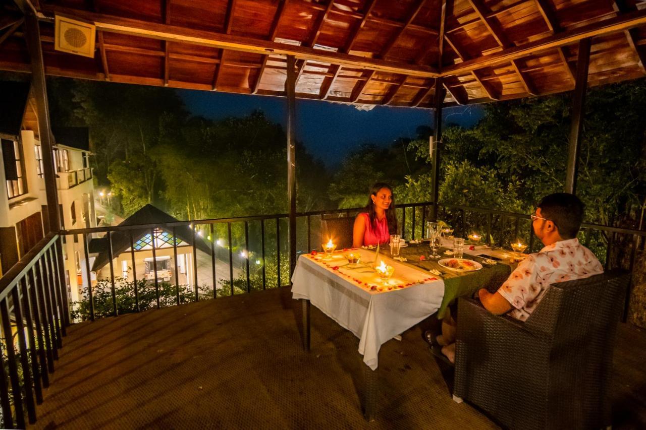 Southern Panorama Indriya Resorts & Spa Муннар Экстерьер фото